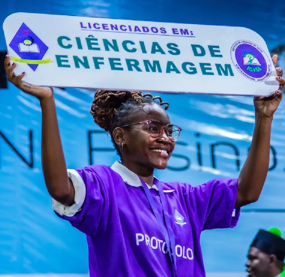Licenciada em Ciências de Enfermagem